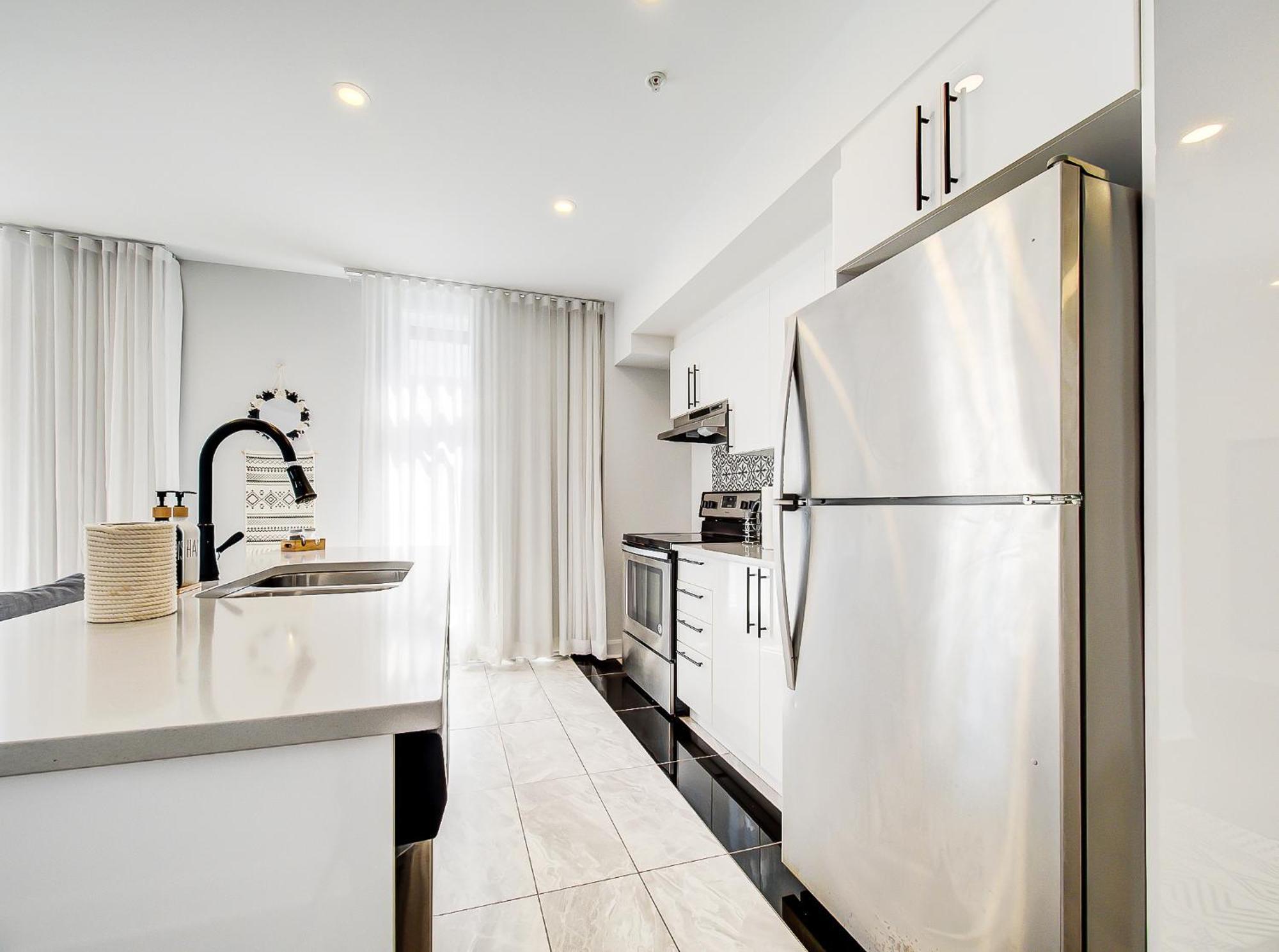 Glamorous 2-Bedroom Condo In Downtown Montreal 206 Exterior photo